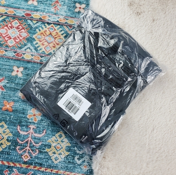 Old Navy High-Waisted PowerSoft Loose Shorts Lost in the Woods BNWT 3X - Picture 4 of 16